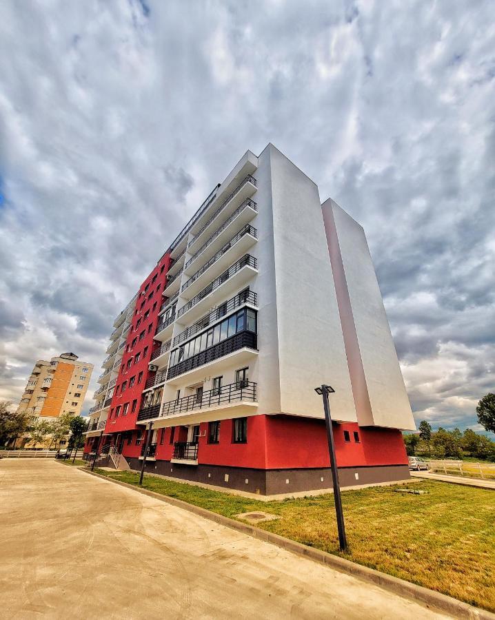 Apartament Delux Bacău Esterno foto