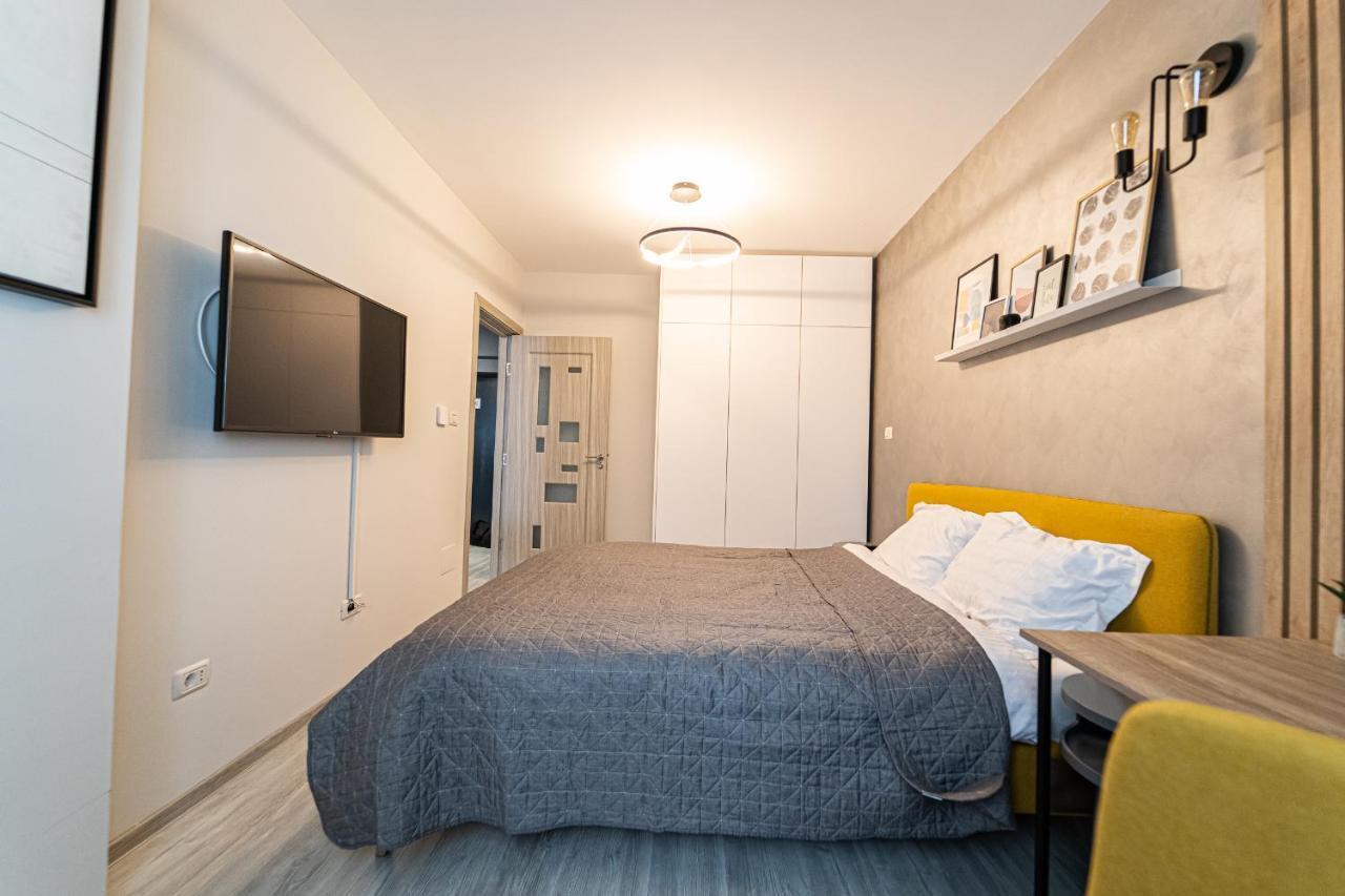 Apartament Delux Bacău Esterno foto